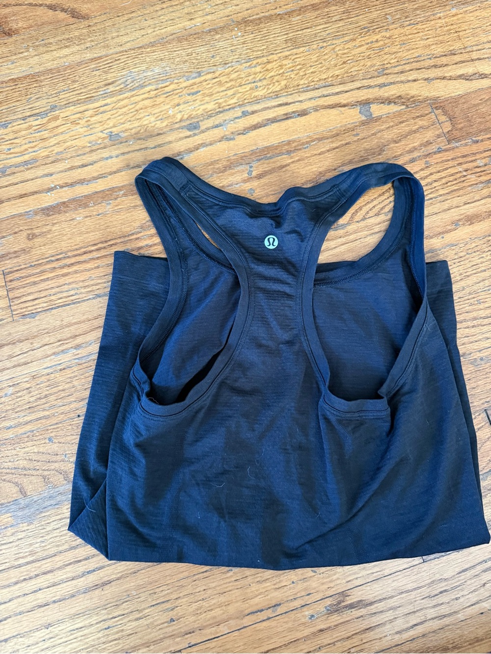 Lululemon tank - Picture 2 of 2